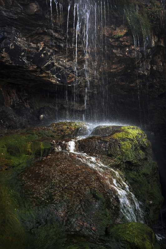 Skye-Elgol-Coast-Cave-3_.jpg
